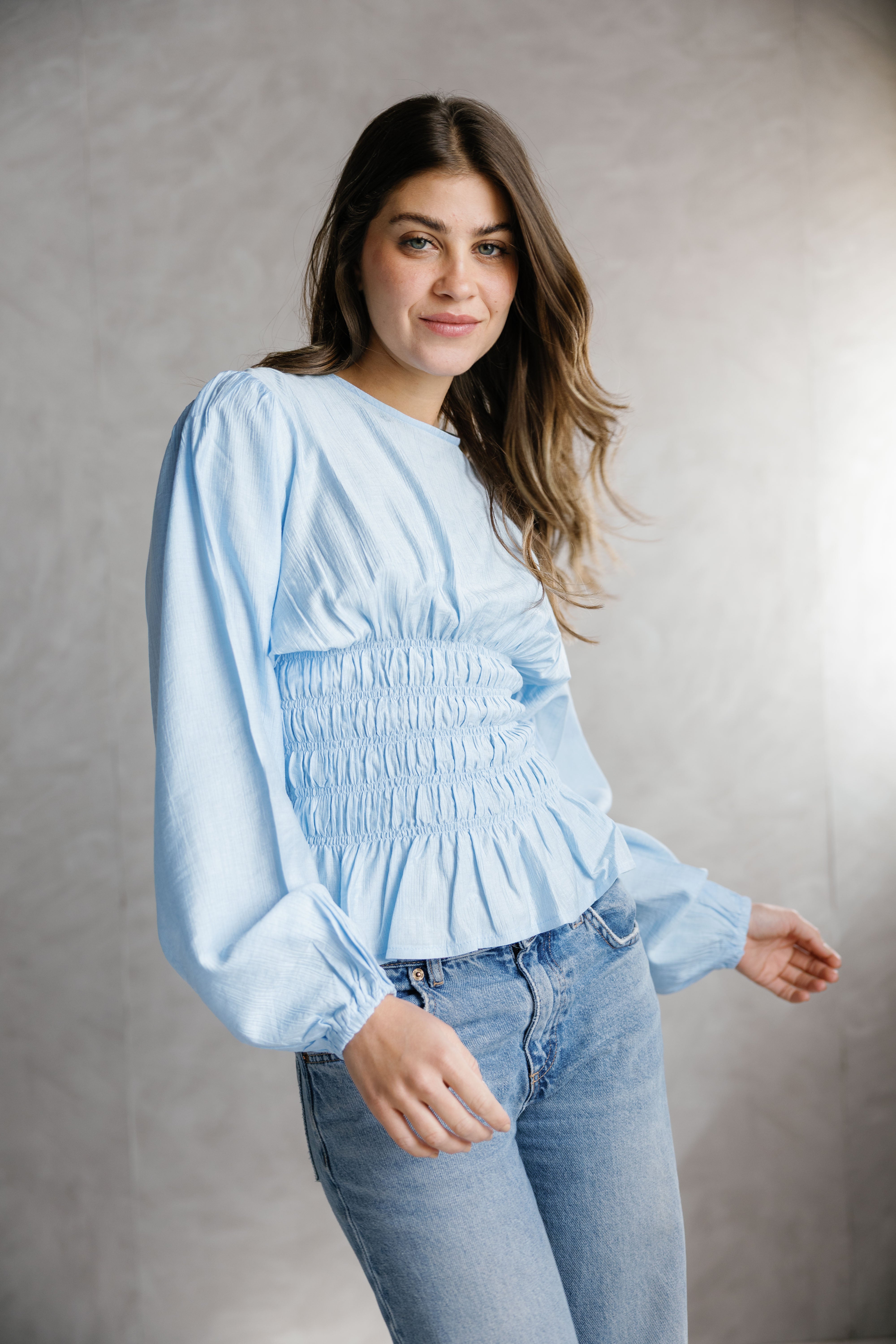 Mila Blouse ( Baby blue )
