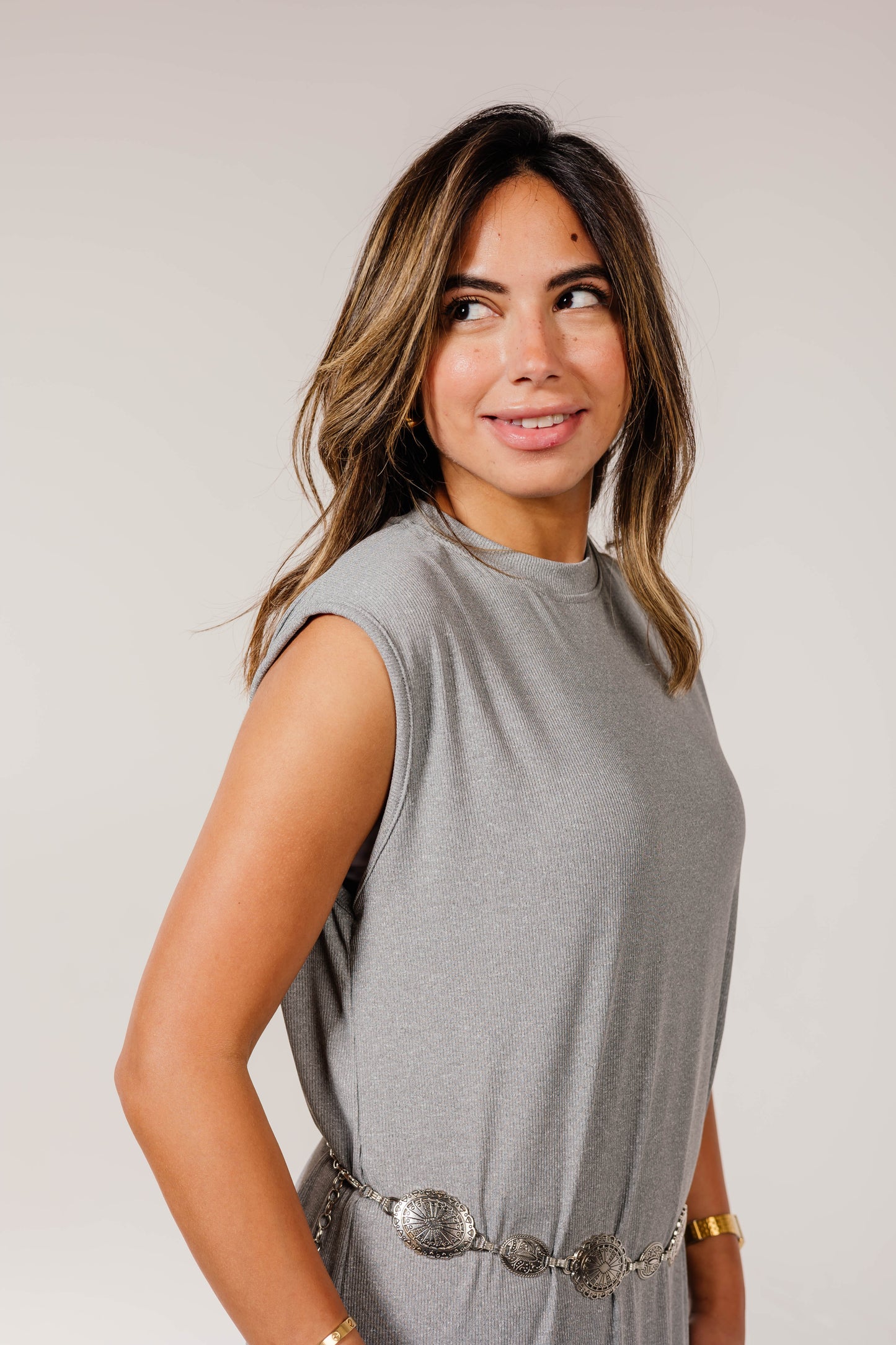 Gray Sleeveless Basic Dress