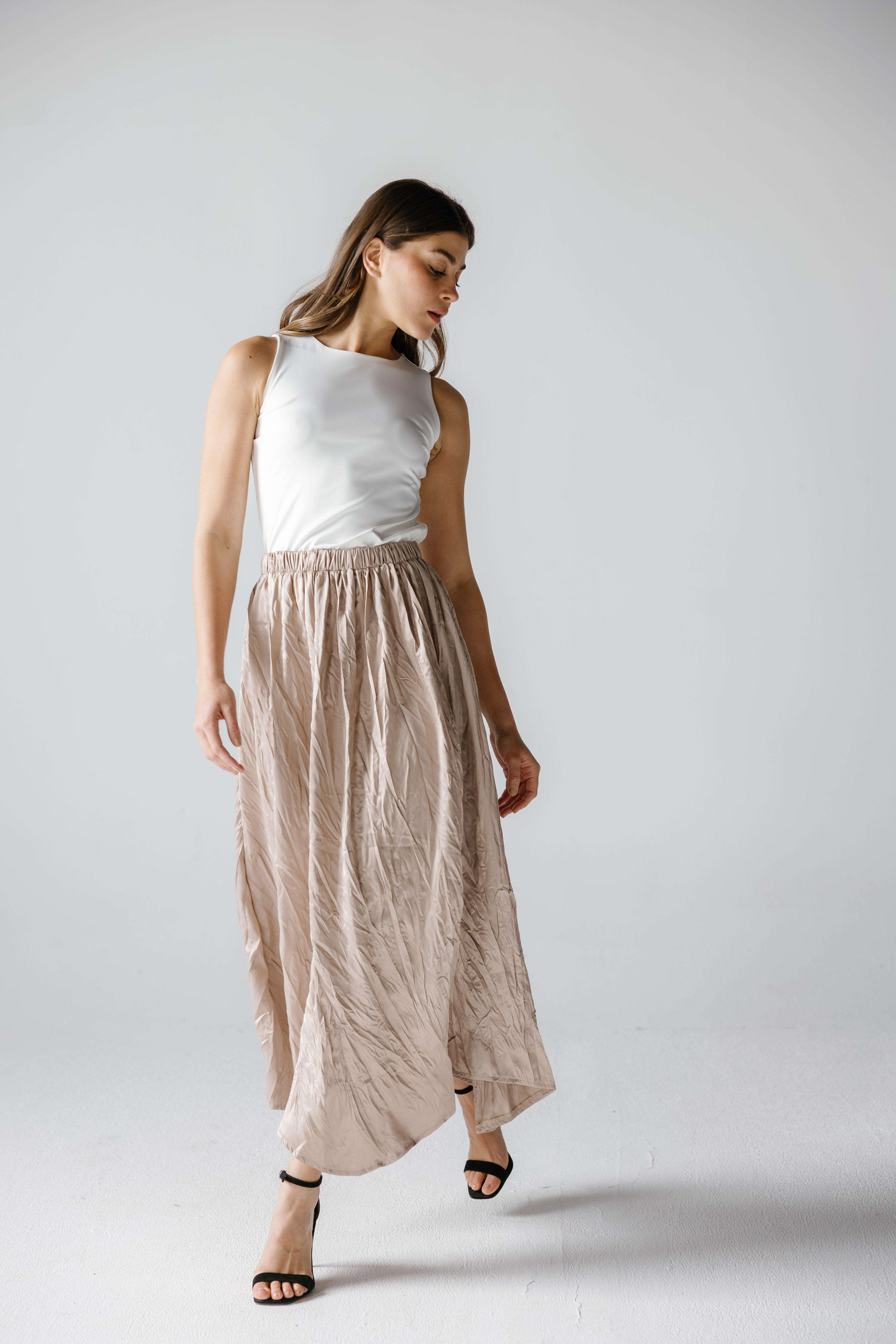 Crinkle Flow Skirt ( Beige)