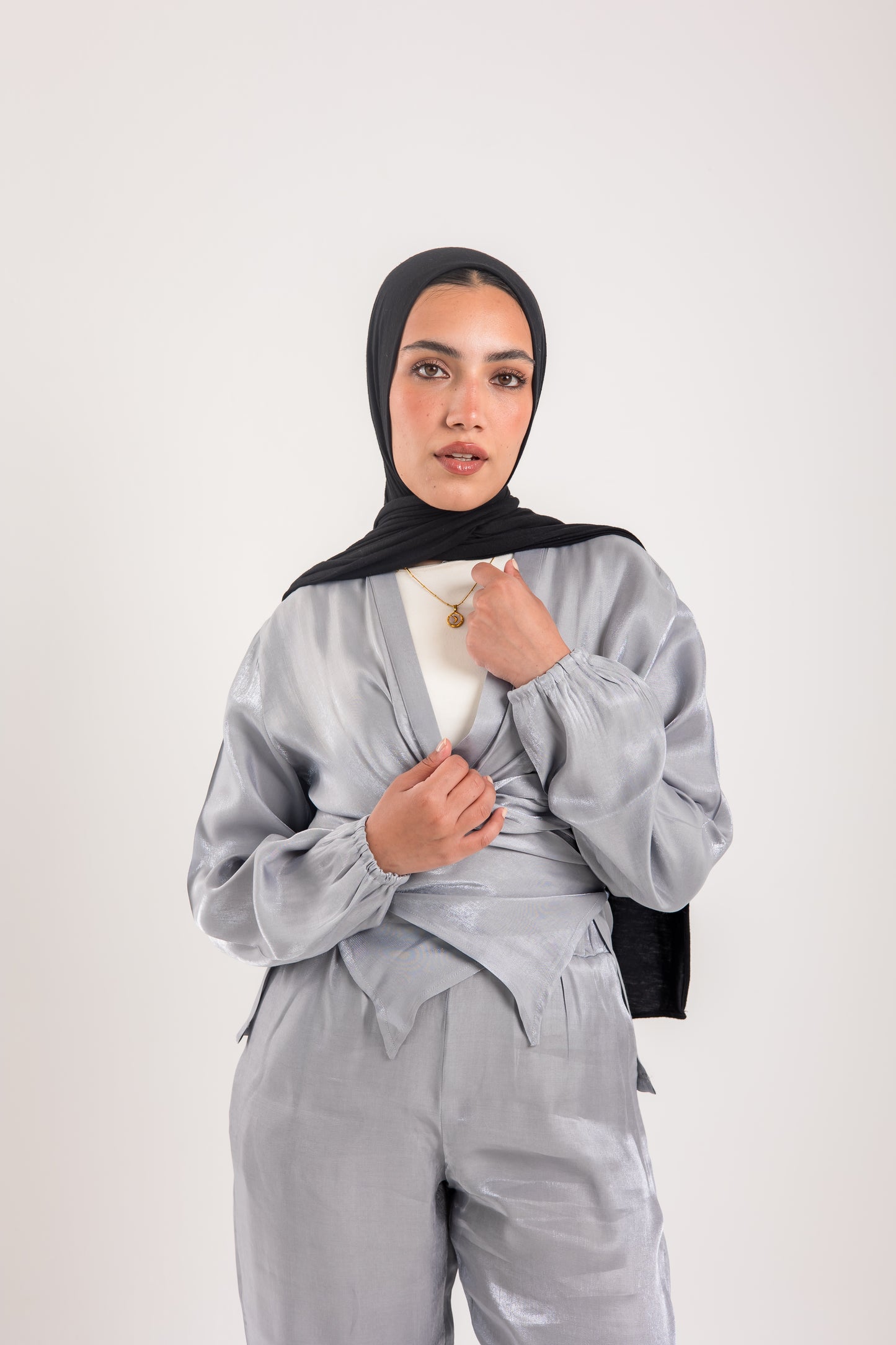 Tika set gray