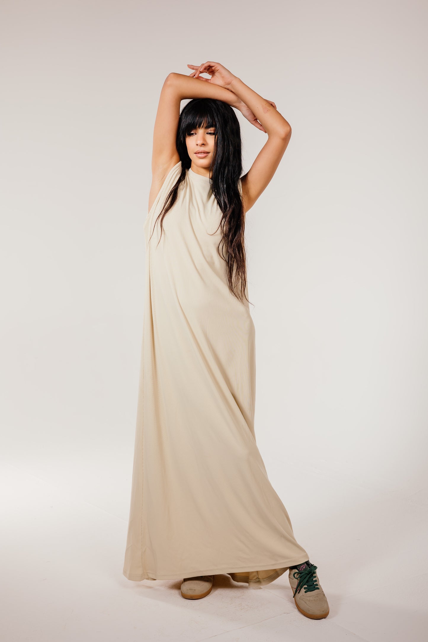 Beige Sleeveless Basic Dress
