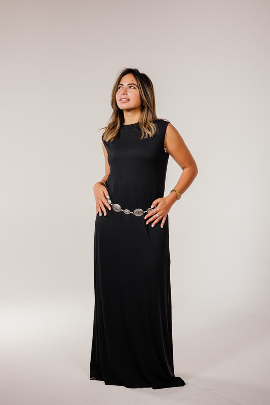 Black Sleeveless Basic Dress