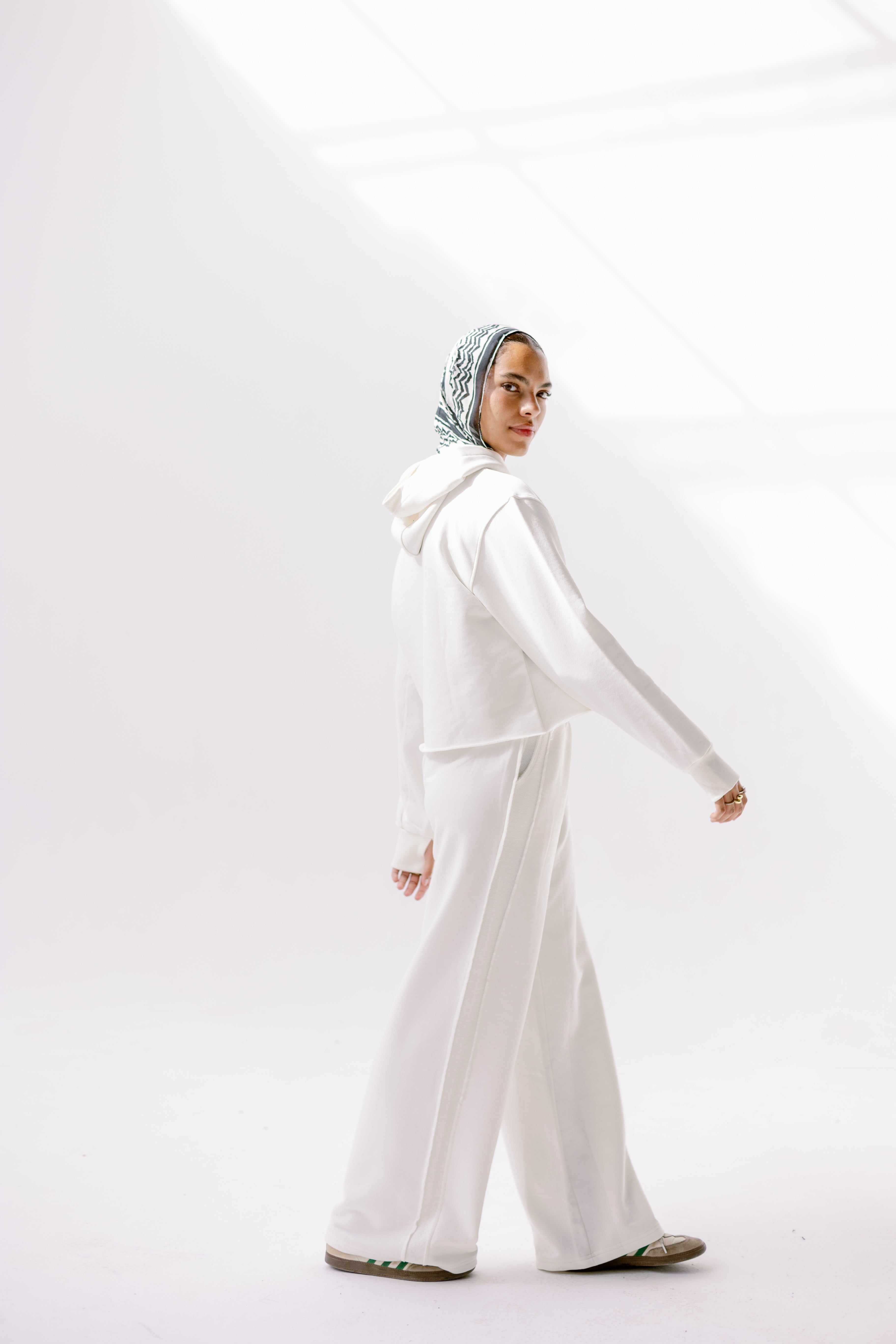 MILA SET ( OFF WHITE)