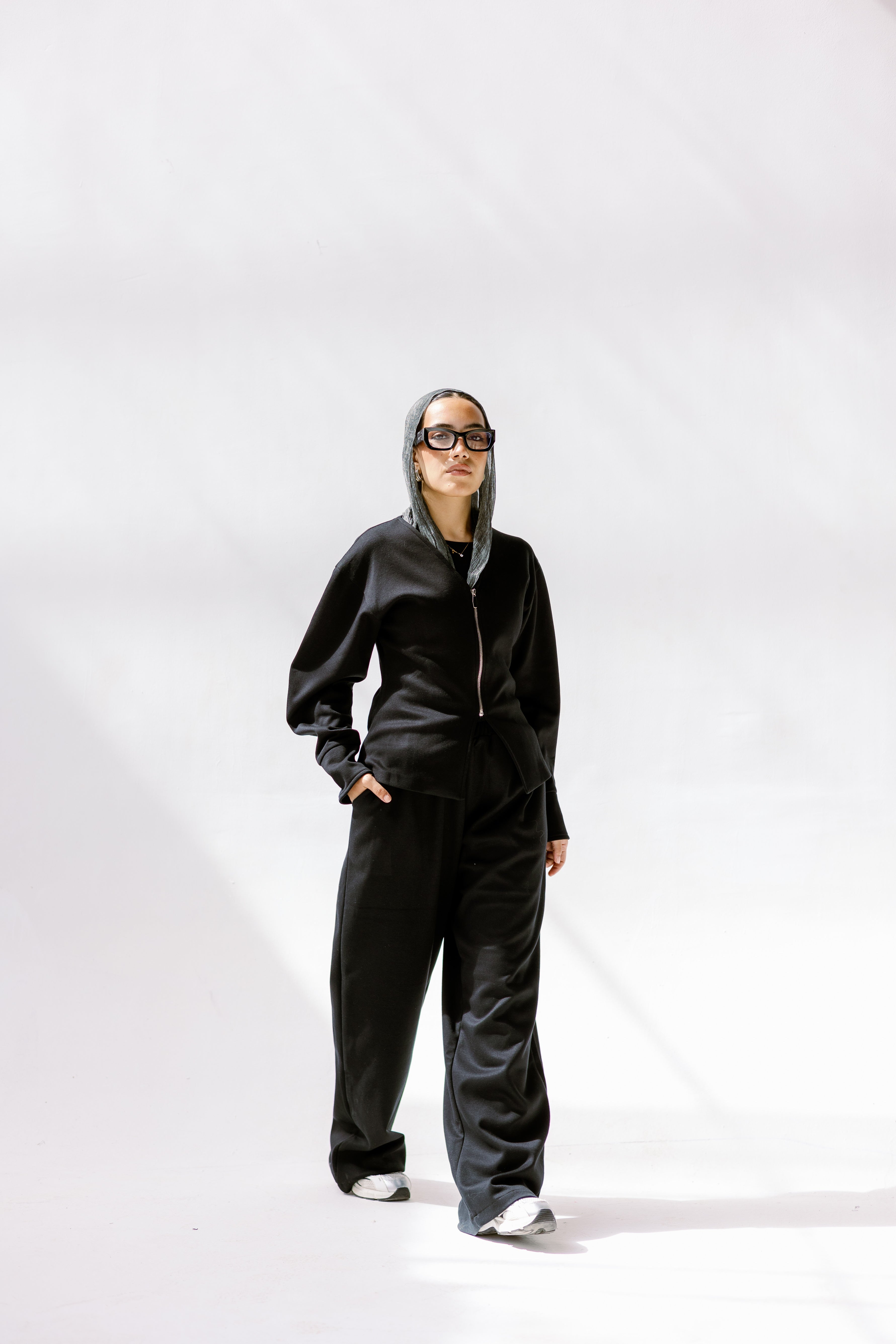 NÉONÉ SET ( BLACK)